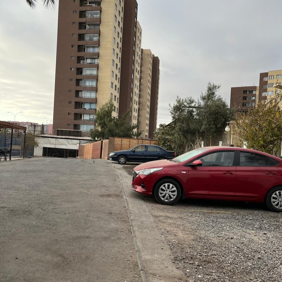 ESTACIONAMIENTO 11